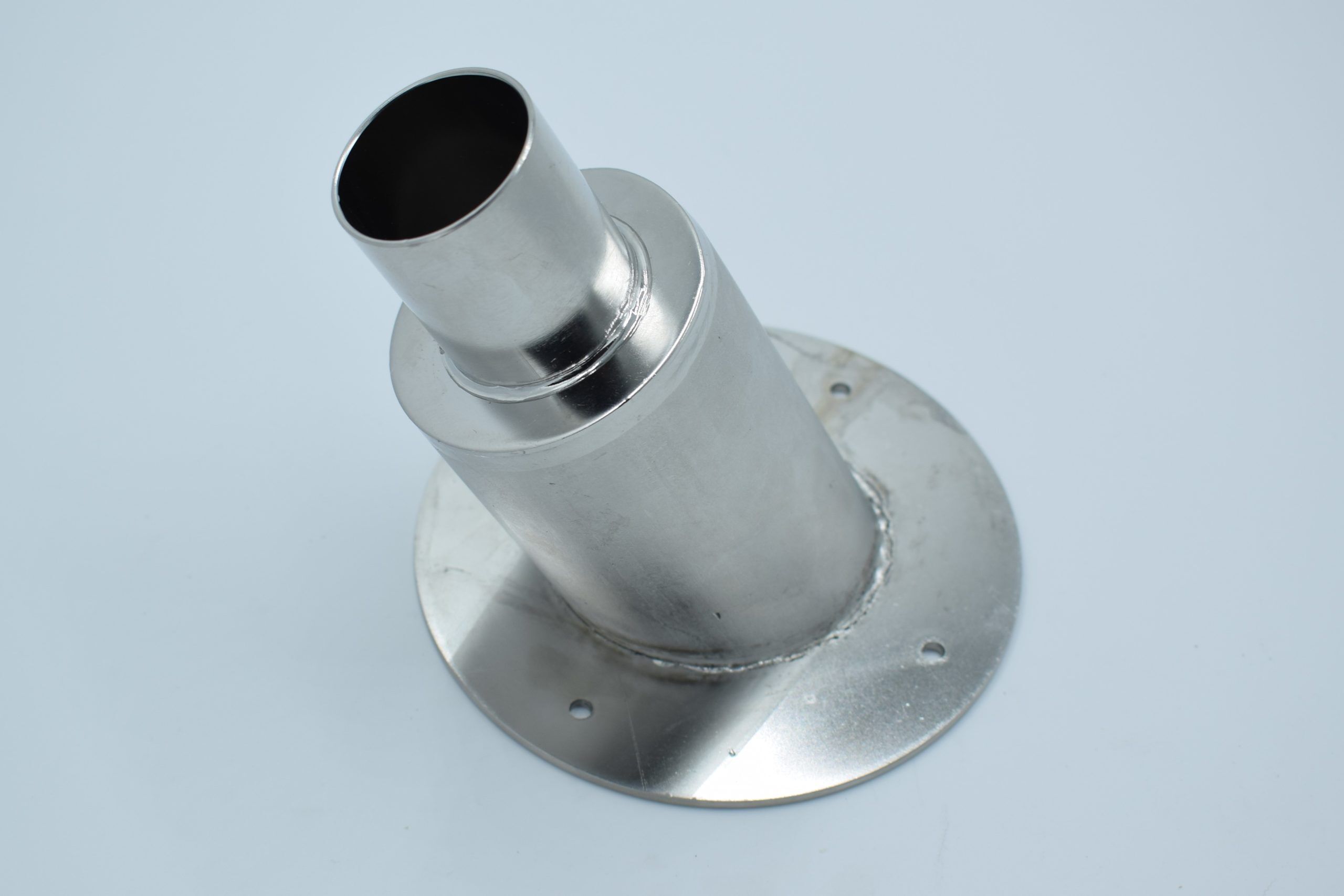 P38-004 Exhaust Thru-Hull, 38 mm, Angled Flange - Image 2